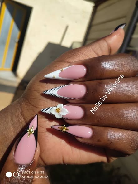 Nails photo 1