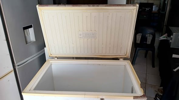 Deep freezer photo 2