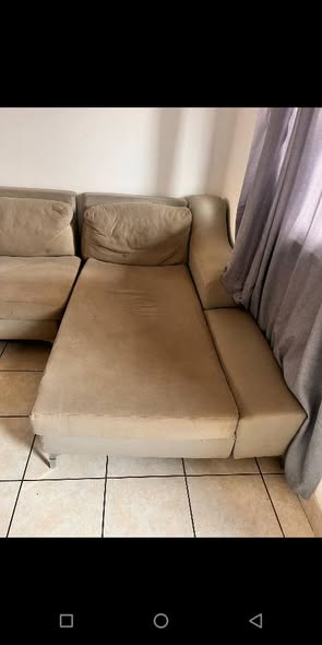 L couch photo 1
