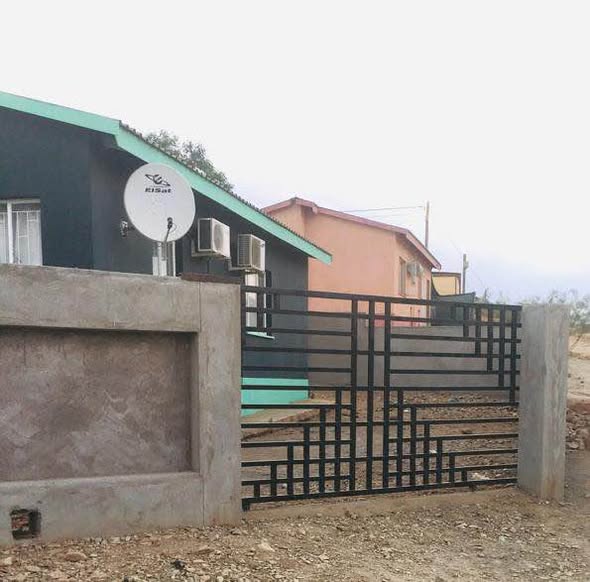 2 Bedroom House for sale in Opuwo photo 1