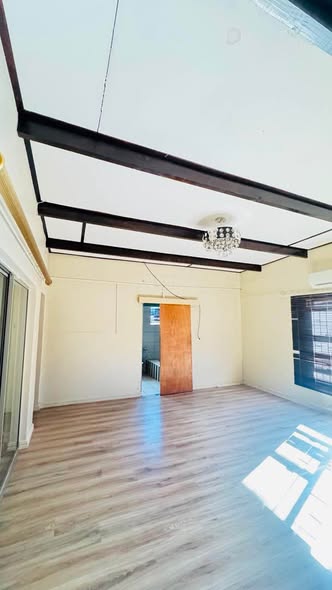 5 Bedroom House for rent in Eros photo 5
