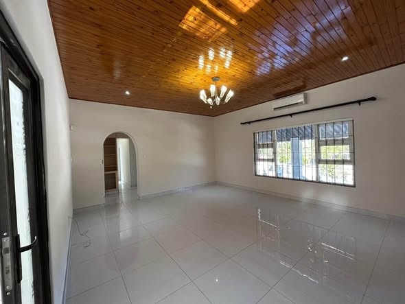 Eros freestanding house for rent photo 4
