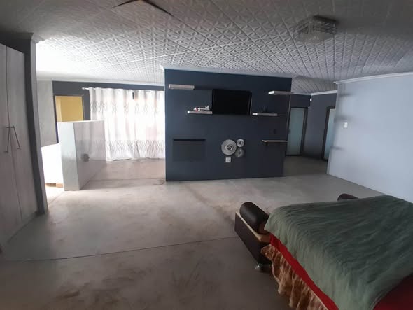House for sale photo 5