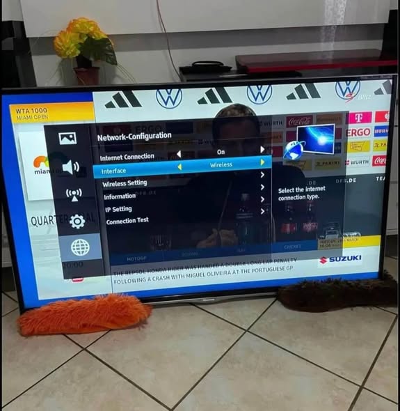 Hisense 55 inch tv photo 5