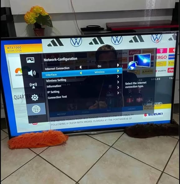 Hisense 55 inch tv photo 4