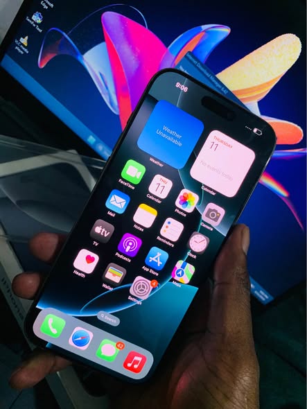 iPhone 16 Pro Max photo 1