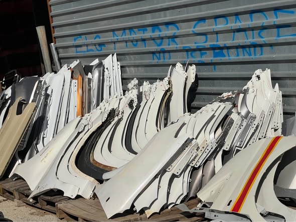 SECONDHAND AUTOPARTS photo 1