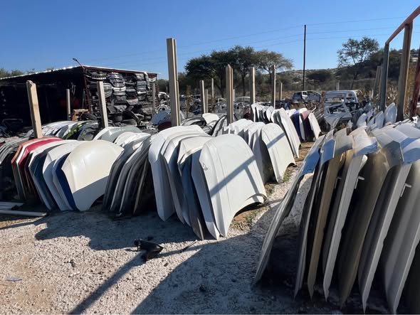 SECONDHAND AUTOPARTS photo 3