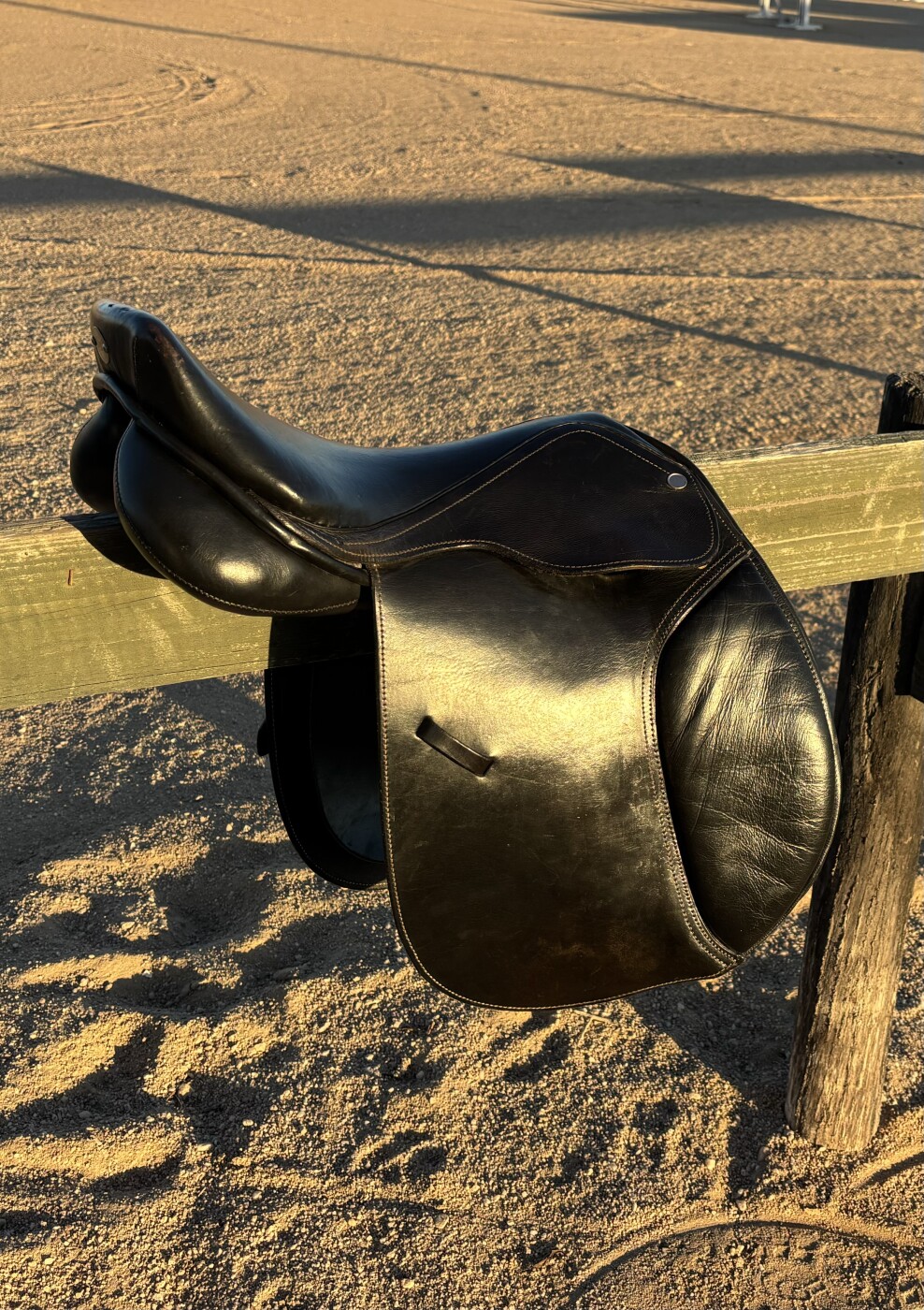 ''Saddle-Up'' P Bloch & Co GP English saddle 17'' photo 1