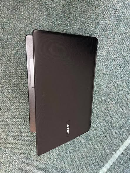 ACER INTEL CELERON) LAPTOP photo 3