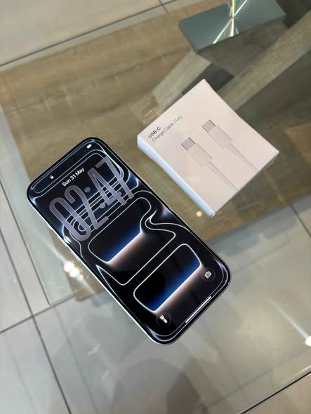 IPHONE 17 PRO 256GB photo 2