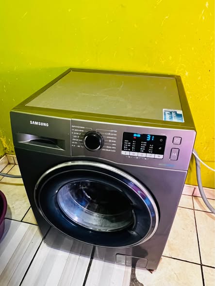 Washing machine photo 1
