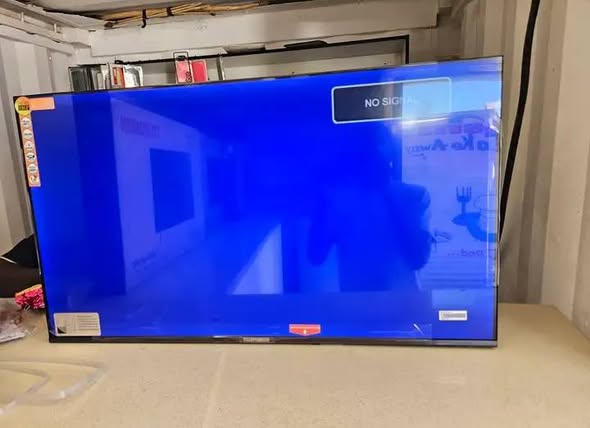 Telefunken 42 inch TV photo 1
