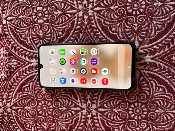 Samsung Galaxy A16 photo 2