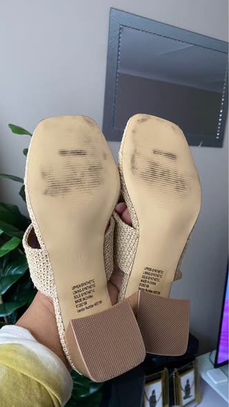 Sandals photo 2