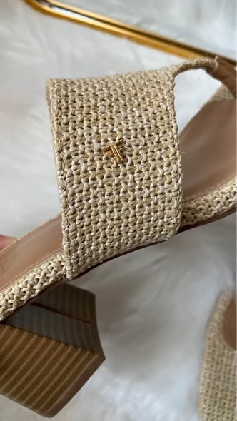Sandals photo 4