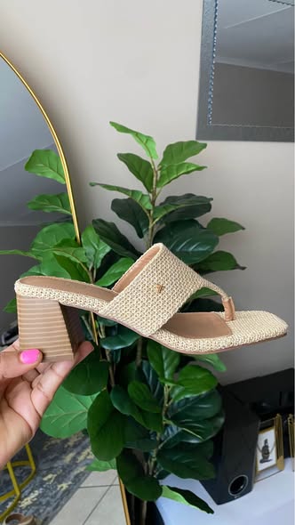 Sandals photo 3