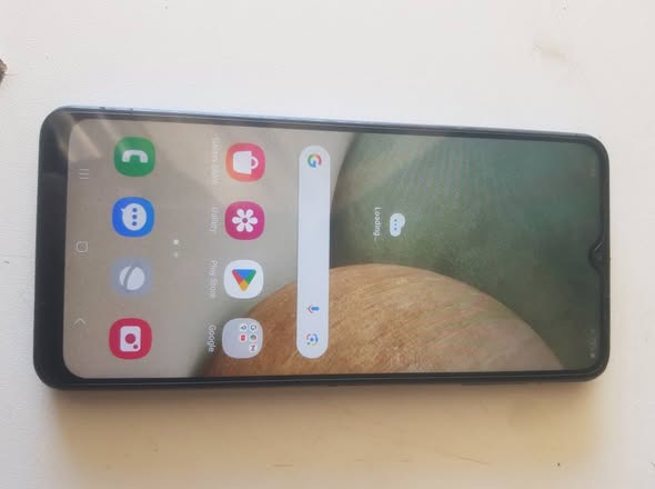 SAMSUNG A12 photo 2