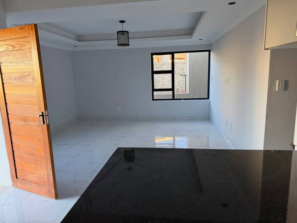 House To Let photo 1