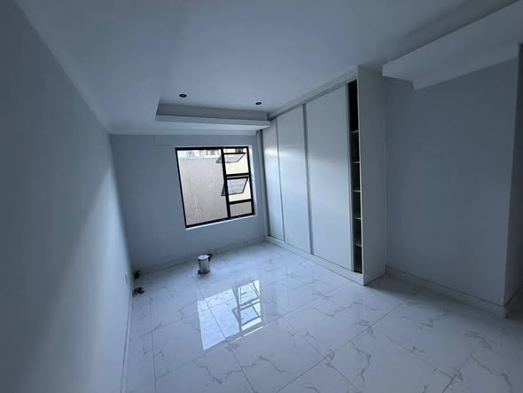 House To Let photo 2