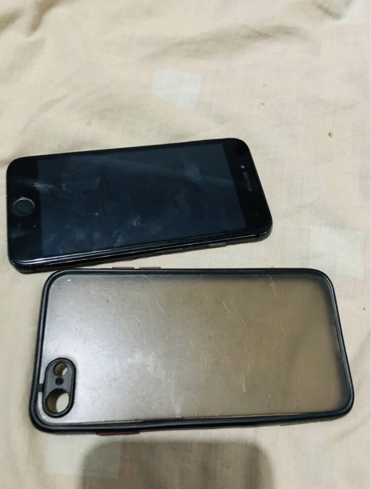 iPhone 8 normal for sale photo 2