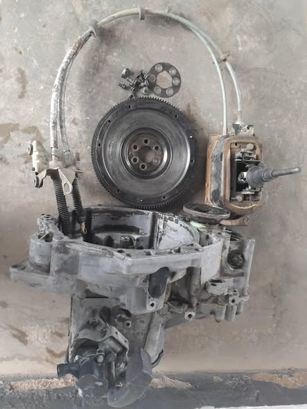 Golf 4 gearbox,gearlinkz and flywheel photo 2