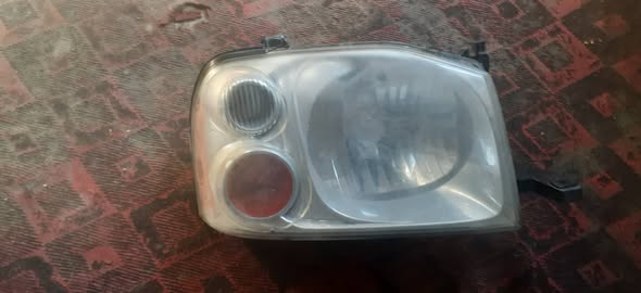 Nissan mp 300 photo 1