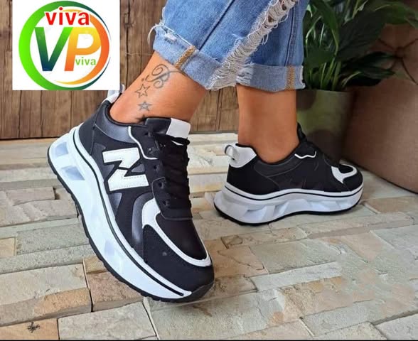 Sneakers photo 4