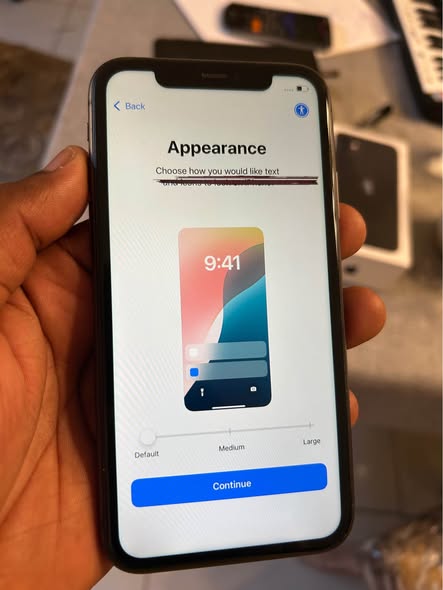 iPhone 11 Black 64 Gig photo 4