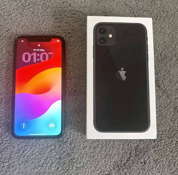 iPhone 11 photo 1