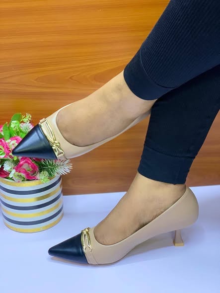 Ladies heels photo 1