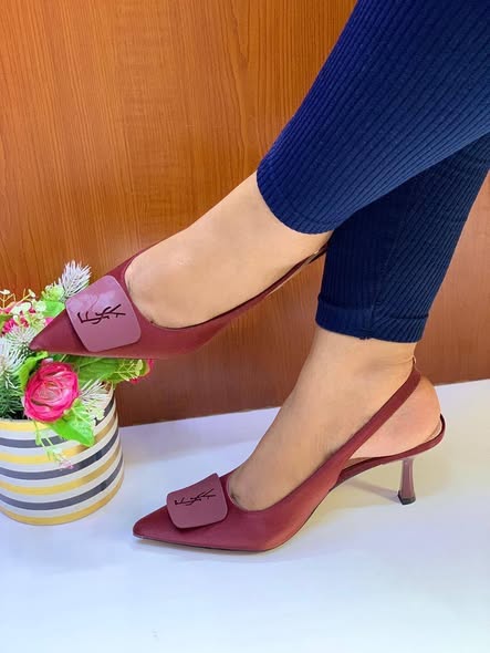 Ladies heels photo 4