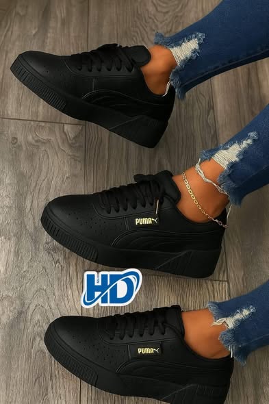 Sneakers photo 5