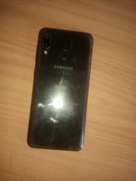 Samsung A20 photo 4