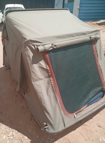 Rooftop Tent photo 2