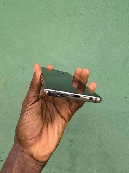 Samsung S10 plus. 128GB photo 2
