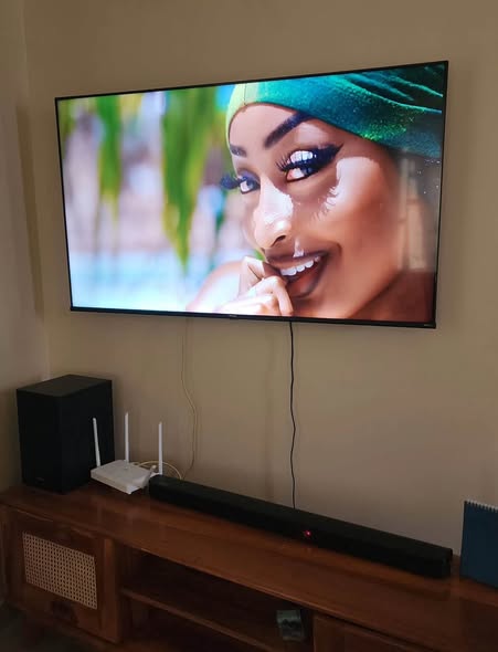 Hisense 55 inch TV photo 1