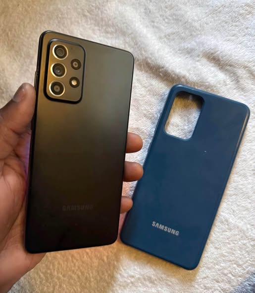 Samsung Galaxy A52s 5G photo 2