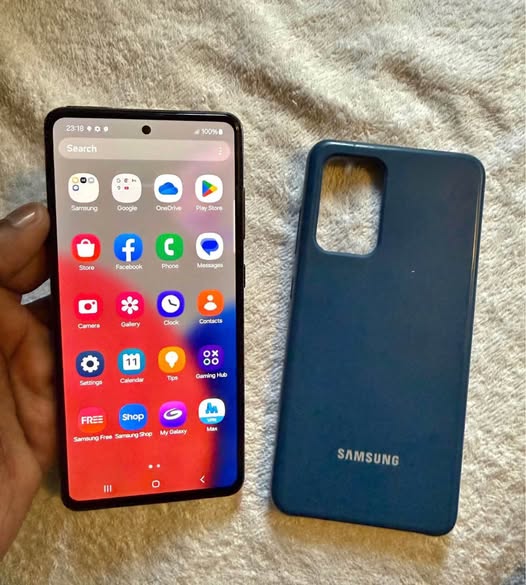 Samsung Galaxy A52s 5G photo 3