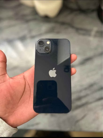 IPHONE 13 photo 1