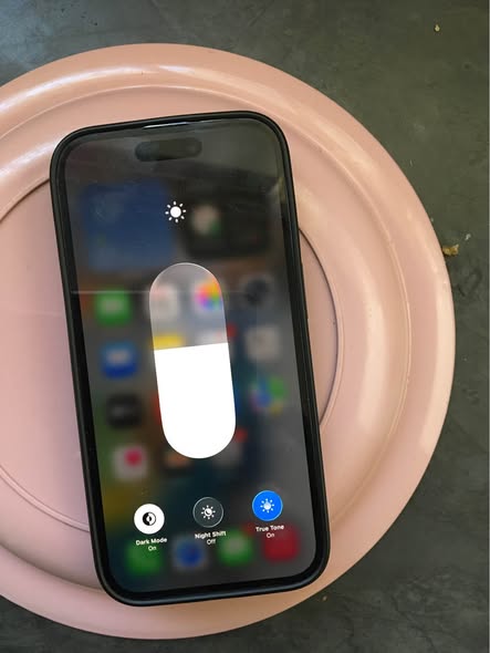 iPhone 14 pro photo 3