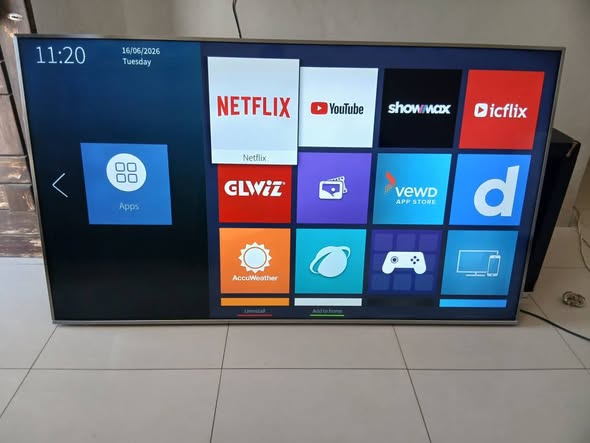 Hisense 75inch smart Tv with remote photo 4