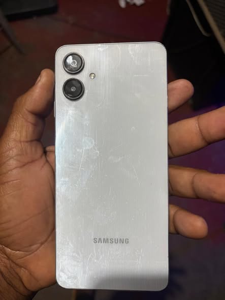 Samsung A06 photo 3