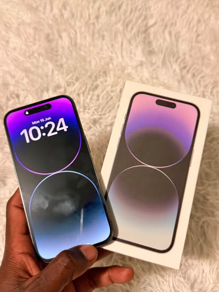 iPhone 14 Pro photo 2