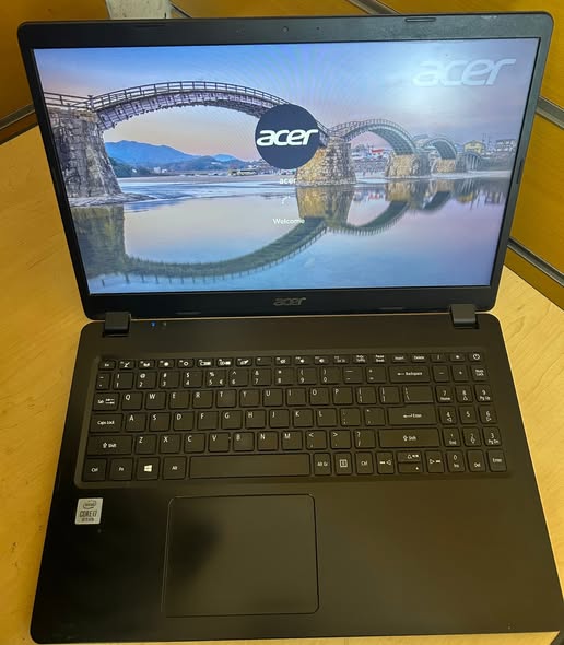 Acer photo 3
