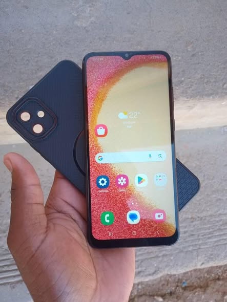 Samsung A04e photo 1