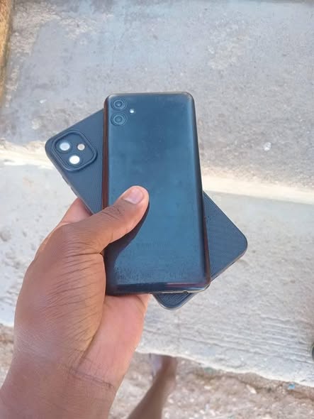 Samsung A04e photo 3