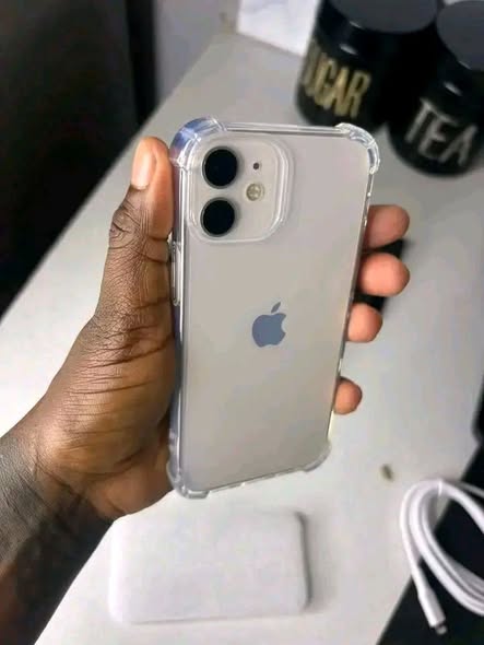IPhone 11 photo 1