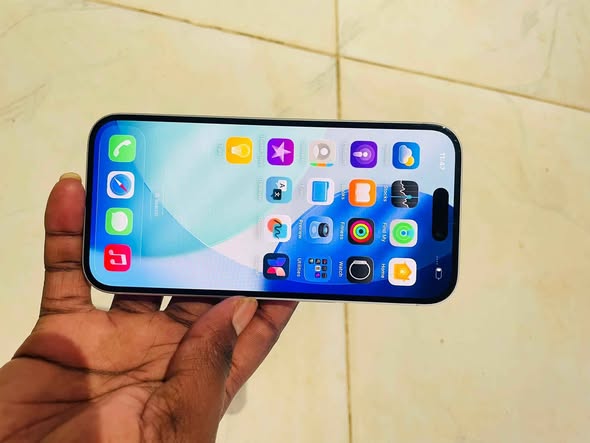 IPhone 16 128GB photo 1