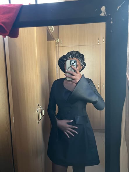Beautiful custom-made dress photo 2